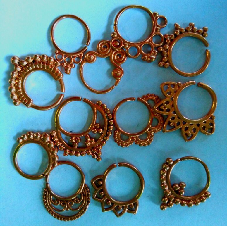 Look Royal with Inexpensive Brass Body Jewelry