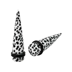Dalmatian Straight Ear Expander