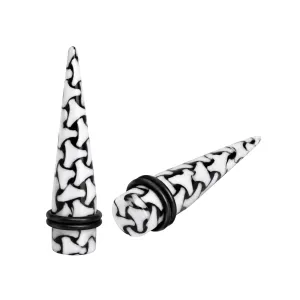 Fancy Straight Ear Expander