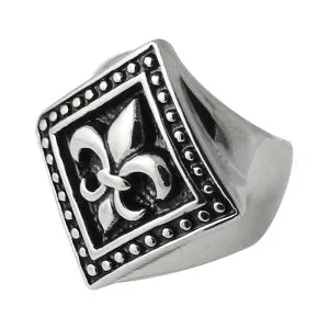 Fleur de lis Shield Finger Ring